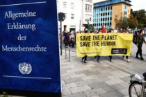 Amnesty Gruppe auf Klimademo